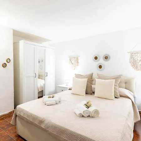 Privata Sulla - 800 Mq Di Giardino Villa Torre delle Stelle